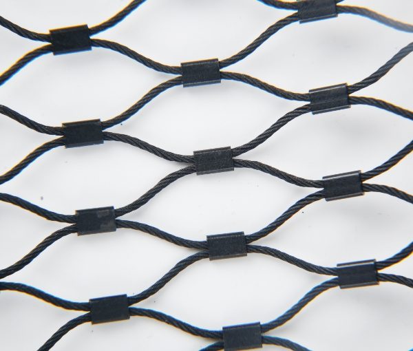 Black oxide stainless steel rope mesh aperture