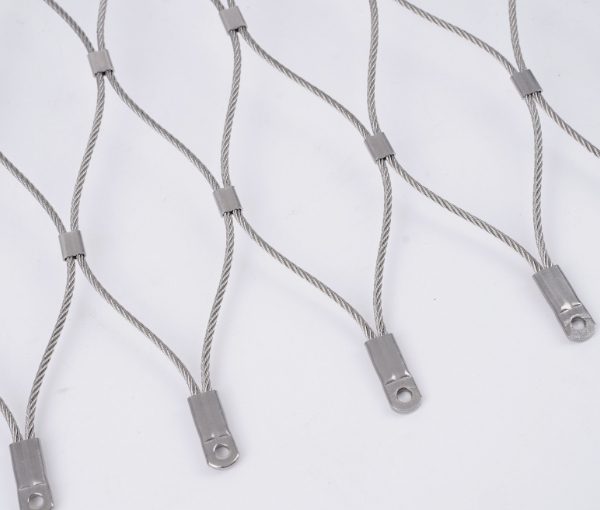 Stainless steel ferrule rope mesh and eyelet ends