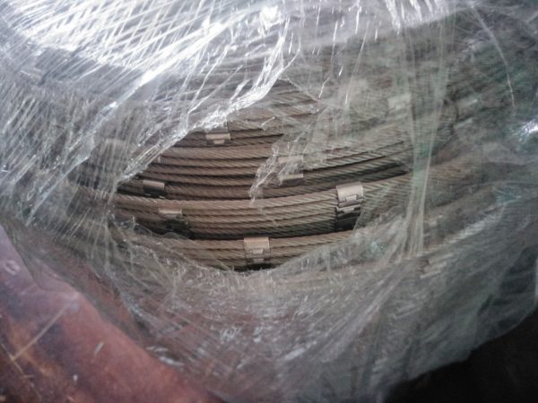 Stainless steel ferrule rope mesh in the package bag