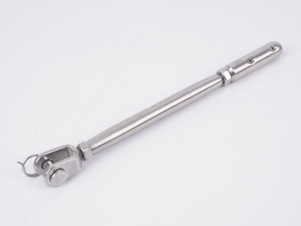 Rigging screw with swageless stud