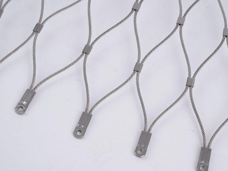 Stainless steel rope mesh with eyelet ferrule